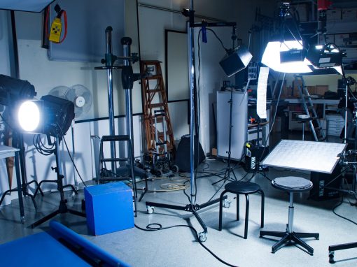 Comedians & Studio Comedians & Studio