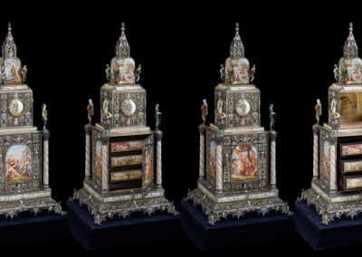 Pendule quatre faces